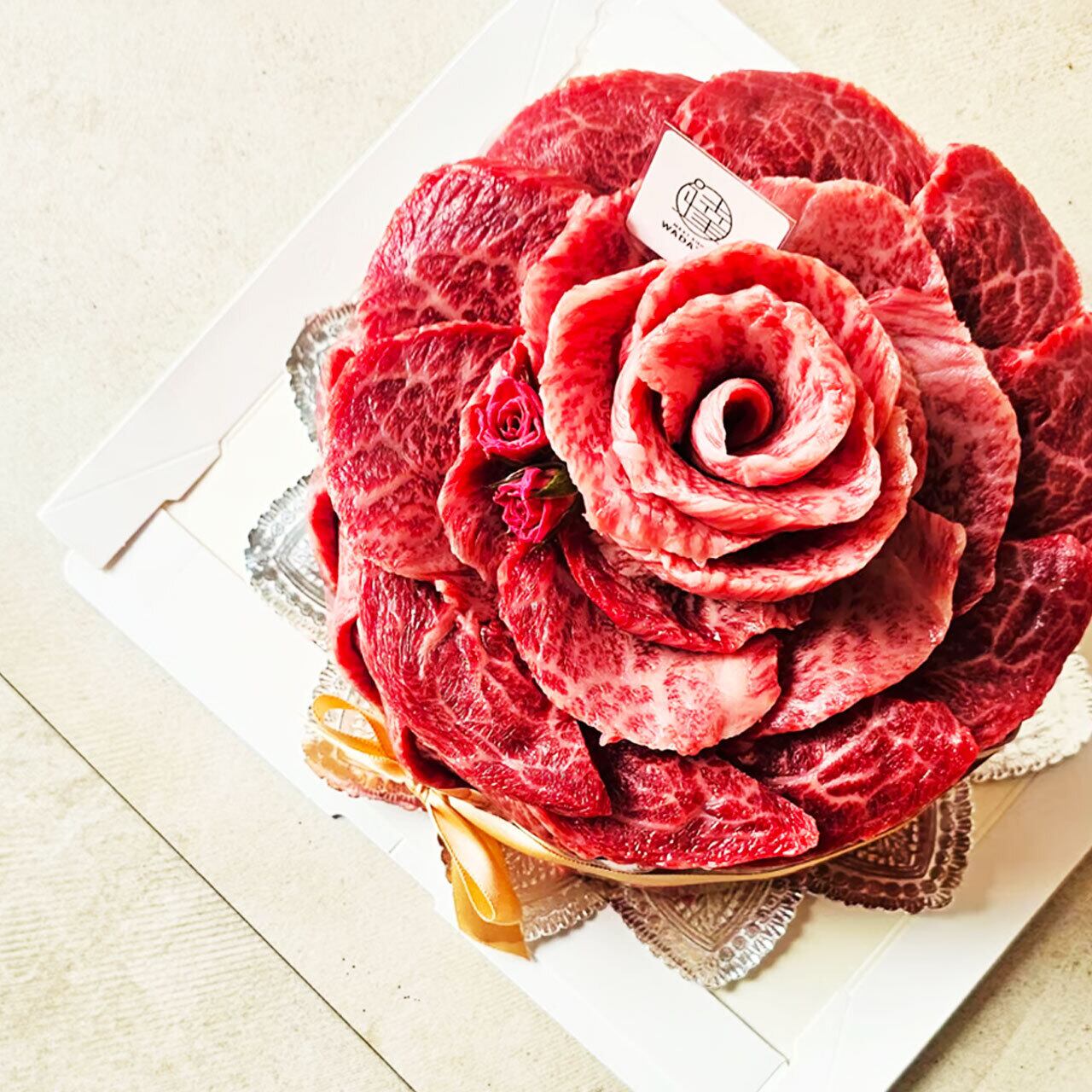 WADATSU肉ケーキ™ ムーン 600g 3-4人前 最高級黒毛和牛 九州ブランド