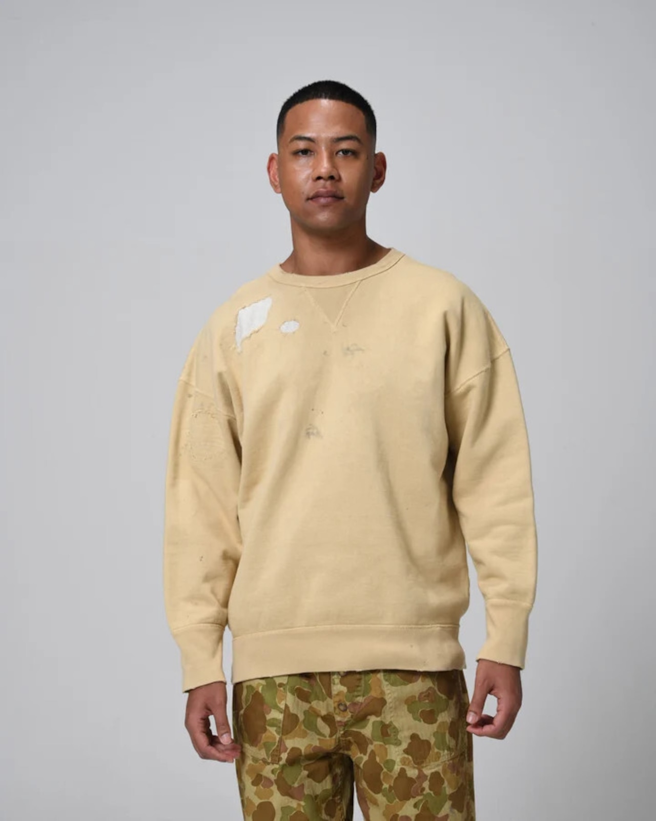 BOWWOW / REPAIRED FADED DOUBLE V SWEATSHIRT