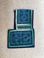 tay original / Vintage H'mong embroidery shawl