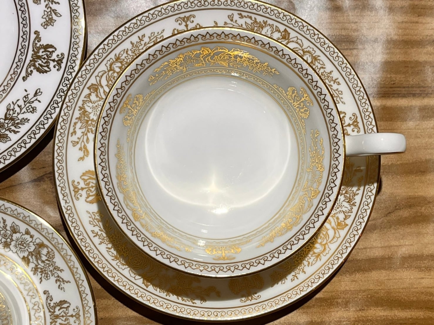 ウェッジウッド コロンビア　ゴールド　ピオニー　トリオ　③ 倉庫取り寄せ商品】ウェッジウッド コロンビアゴールド ティーカップ