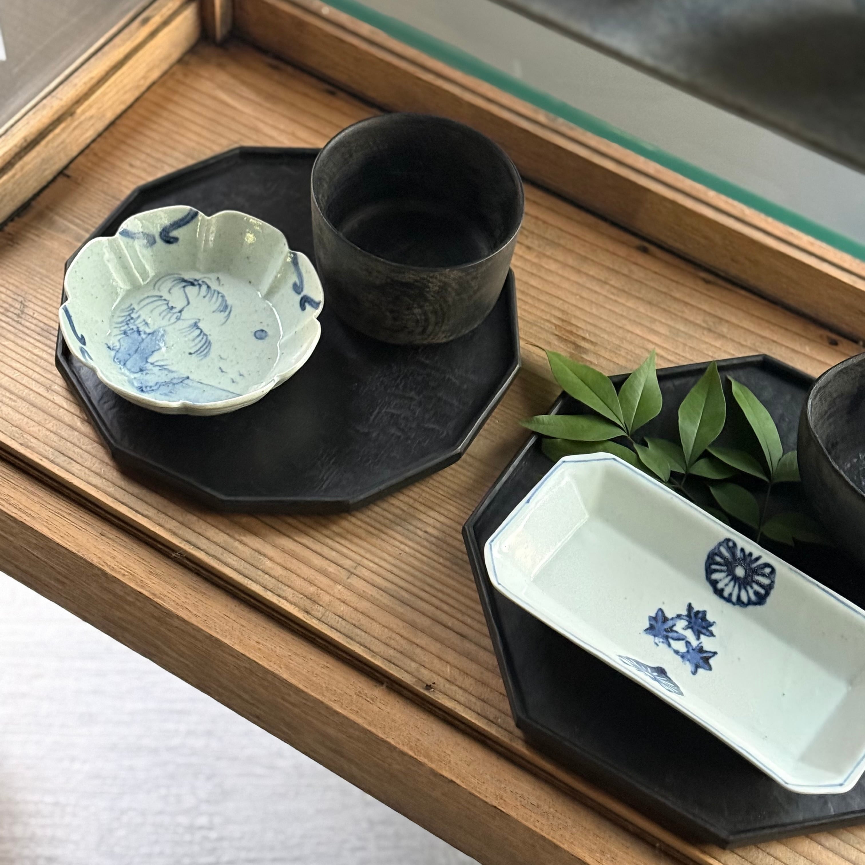 吉田崇昭 染付長八角印判文皿 | gallery 一白