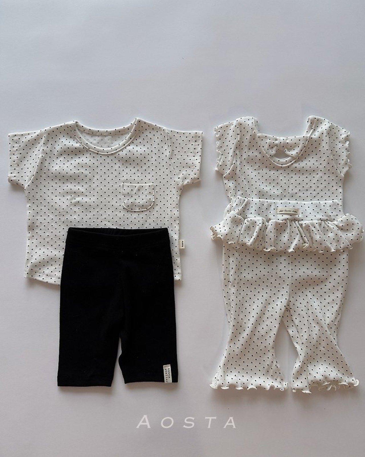 [Aosta] Kiki Tee Shirt / [아오스타] 키키티셔츠