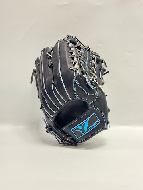 YGSｰ山本グラブスタジオ　硬式グローブ　湯もみ型付け済み　CG98型　Yブラック×ブラック　Tウェブ 画像