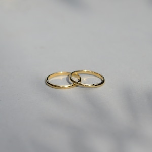 〈K18 YG〉simple ring / high dome / 2mm