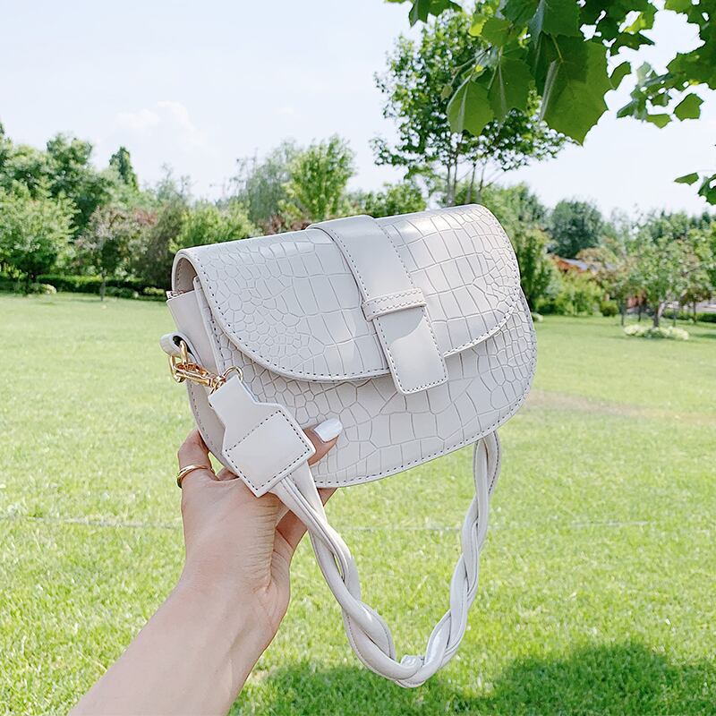 スモールバッグレディースバッグ2020夏ニューウェーブテクスチャーインワイルドショルダーメッセンジャーバッグネットレッドファッションサドルバッグ Tiancai_Wing_Bag5414405