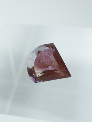 Goethite in Amethyst Faceted - c06