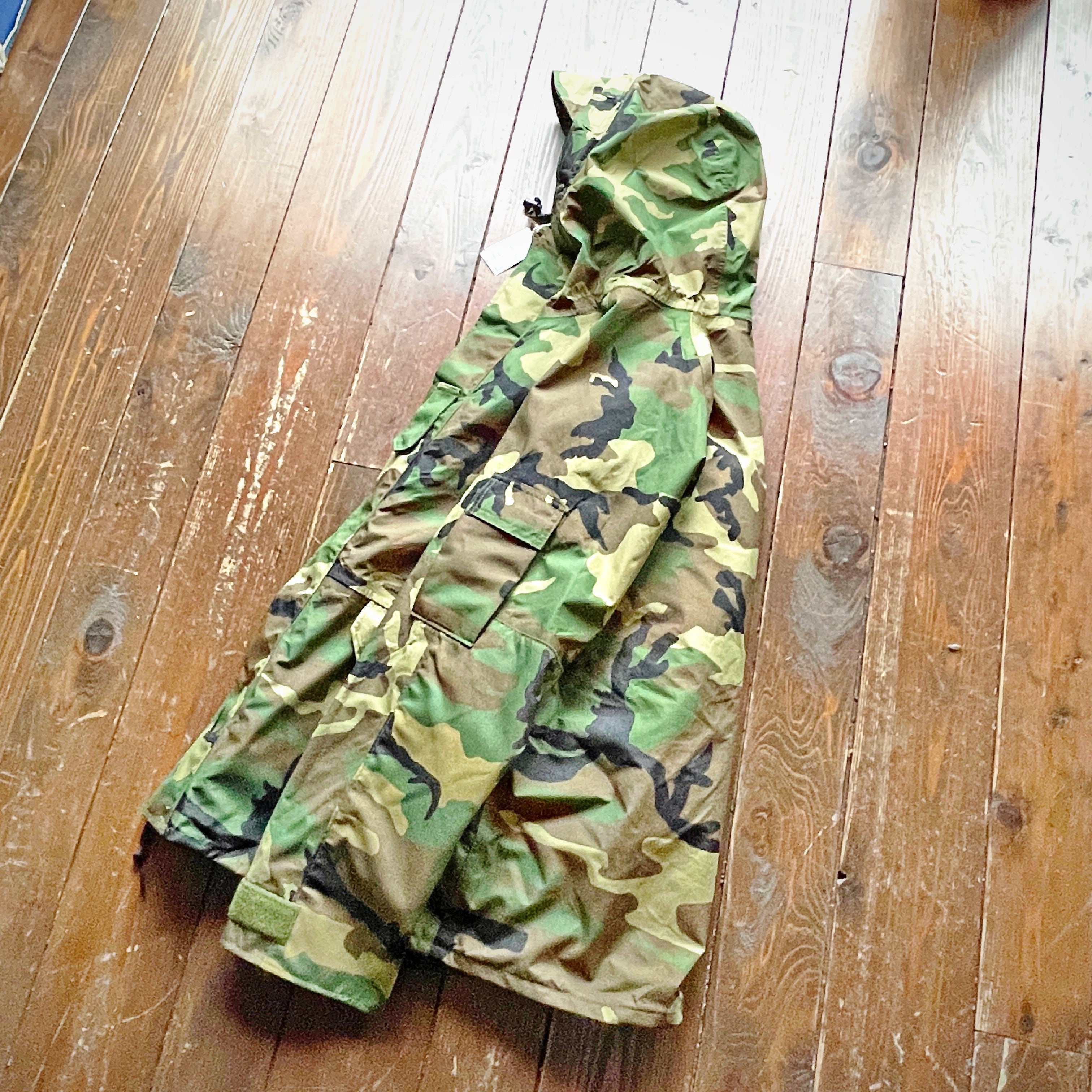 DEAD STOCK】01s U.S.ARMY ECWCS GEN1 GORE-TEX JACKET〈後期型 DEAD STOCK】01s U.S.ARMY ECWCS GEN1 GORE-TEX JACKET〈後期型
