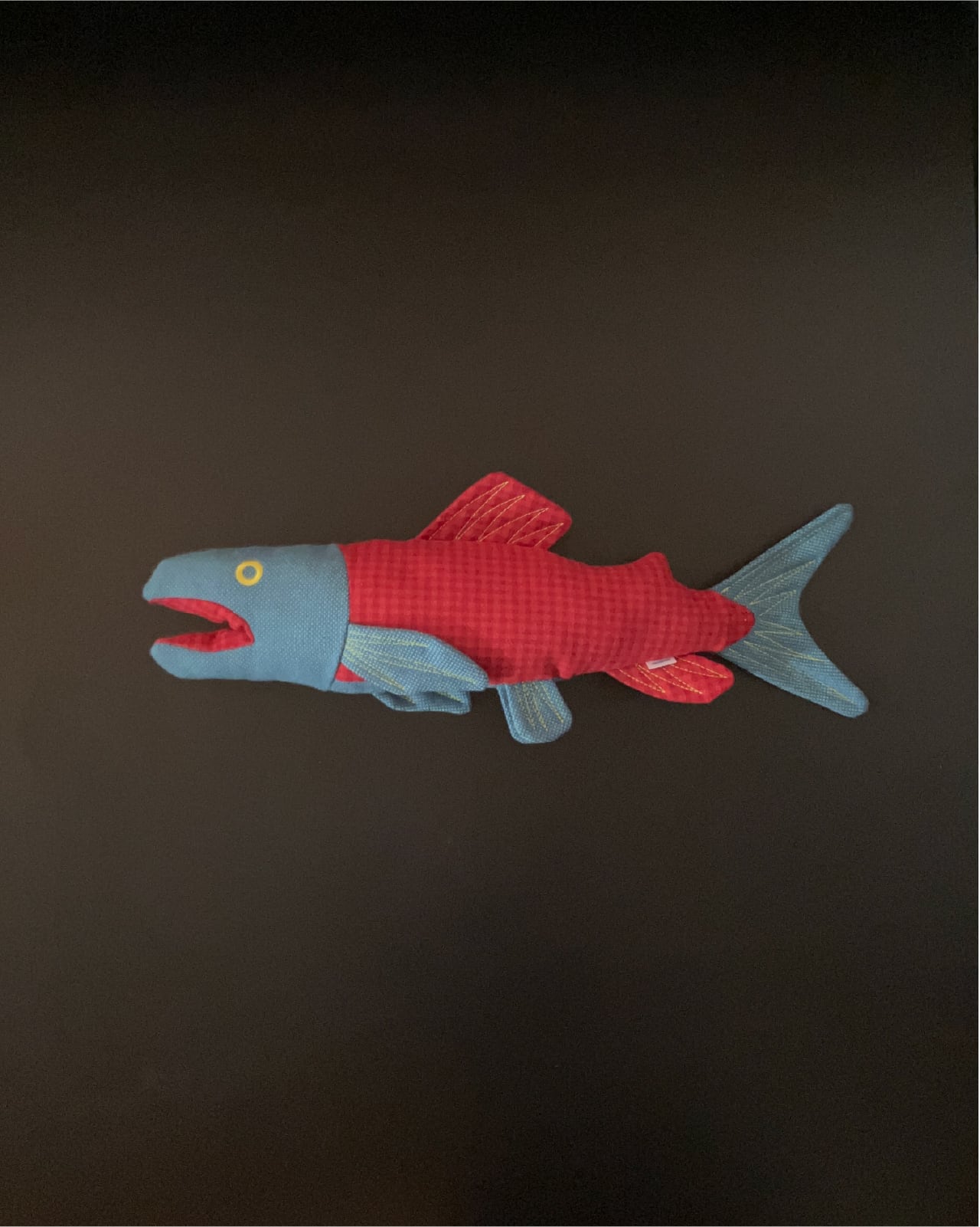 SHAKE plush -  Red/Yellow eye