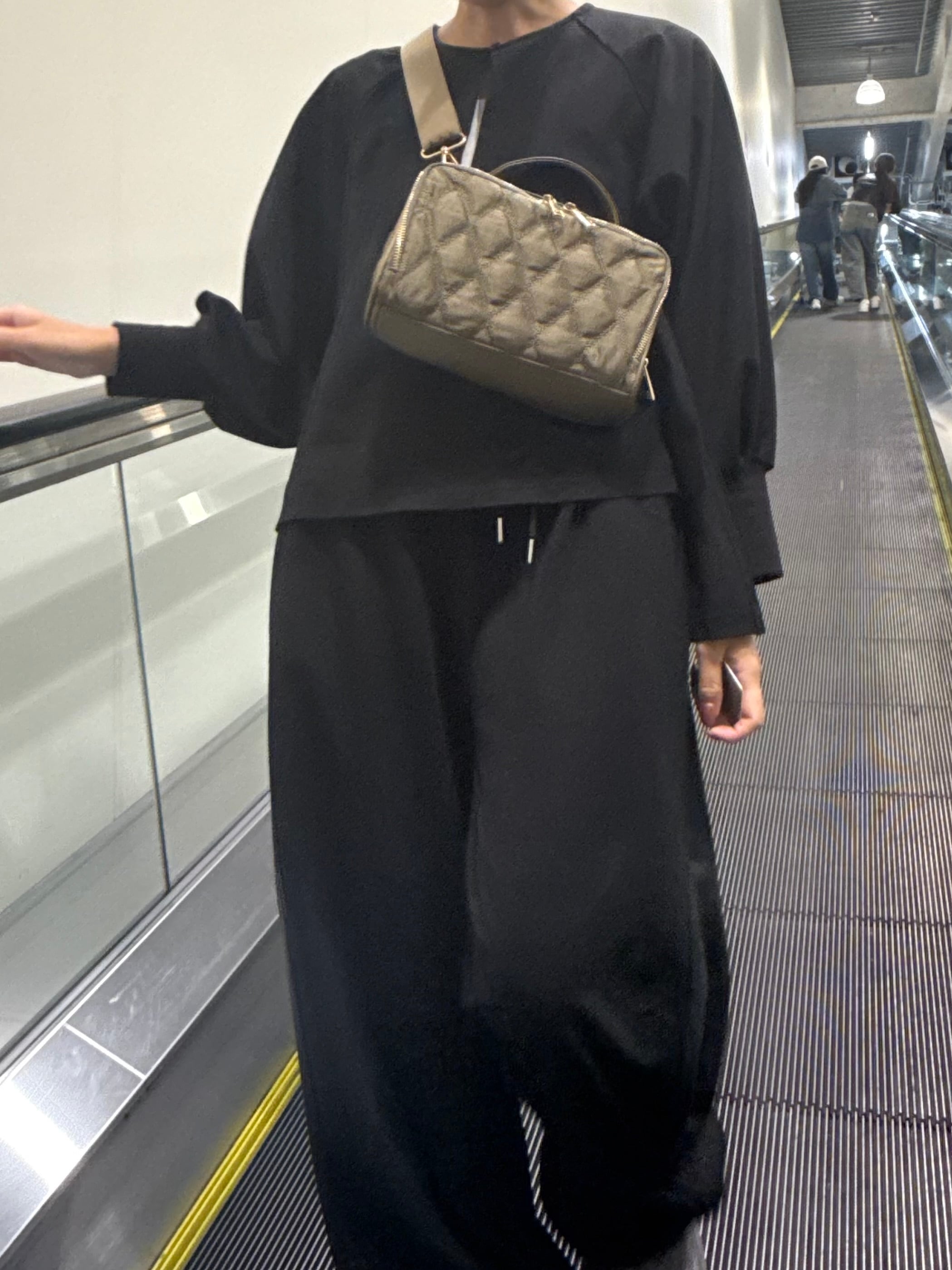 カメラバッグ カーキ | soleile