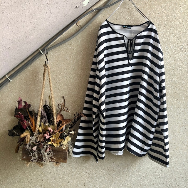 horizontal stripes design long Tee