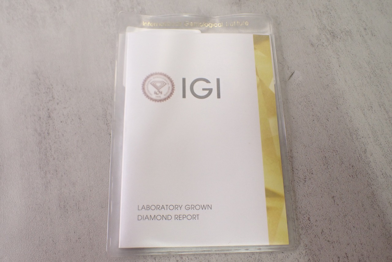 ラボグロウンダイヤモンド　IGI鑑定書付 E/VVS2/ID/0.53ct　[D4-247]