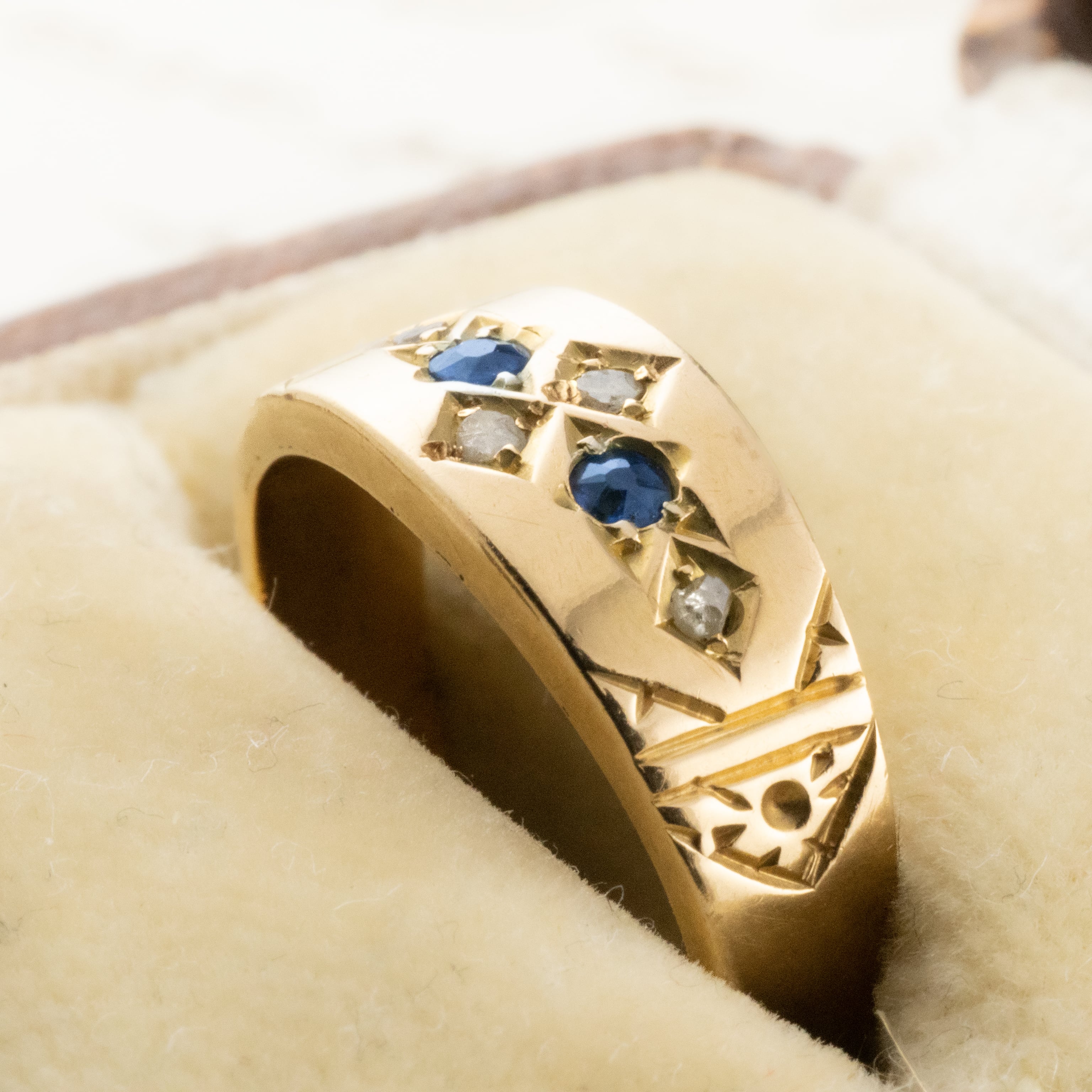 イギリス アンティーク リング 1899 K18 ダイヤ サファイヤ