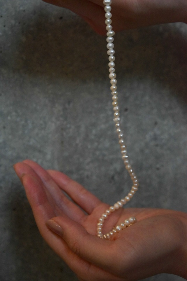 Stone Pearl necklace