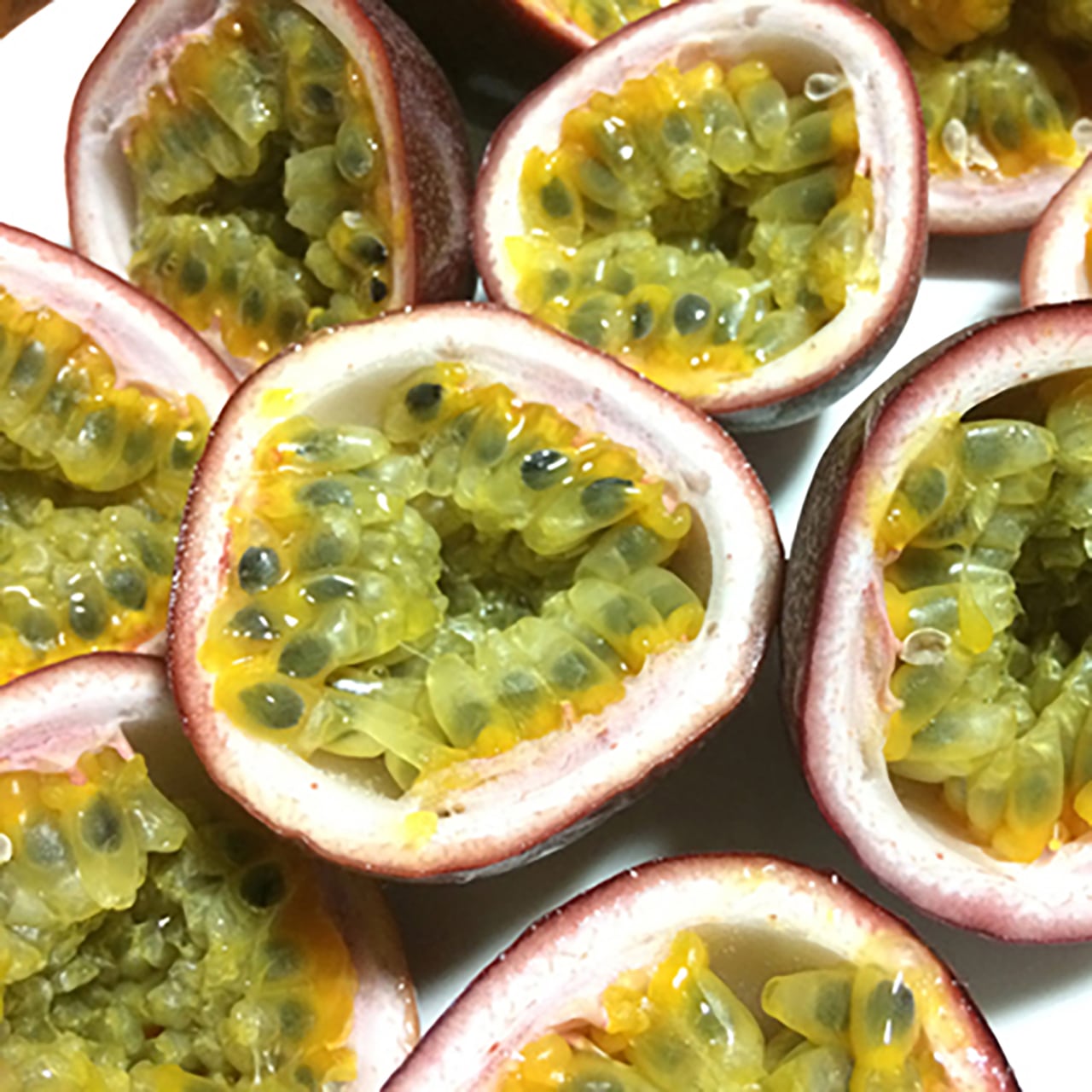 規格外品 奄美産パッションフルーツ約５キロ あまみの果樹畑 あいファームショップ