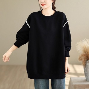 CONTRAST EMBROIDERY ROUND NECK SWEATSHIRT M-18619