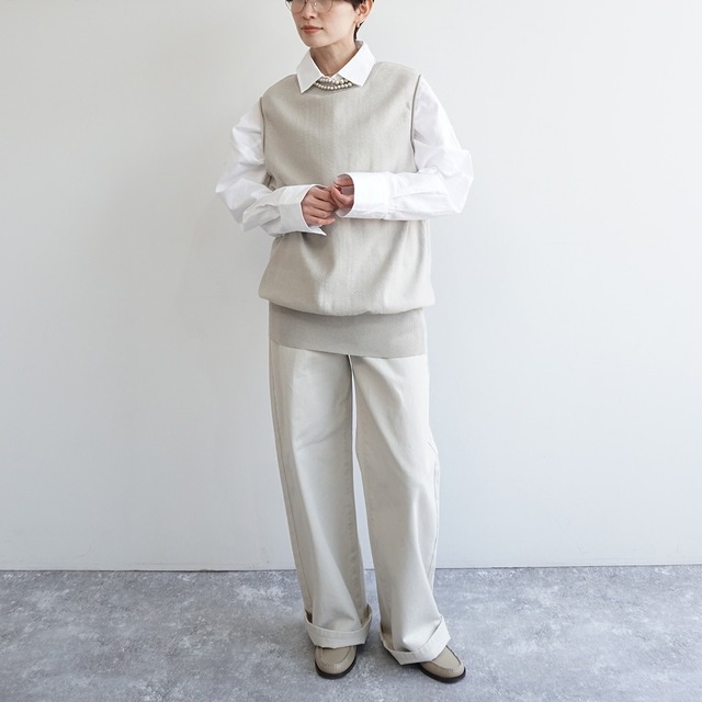 アウトシームクルーネックベスト