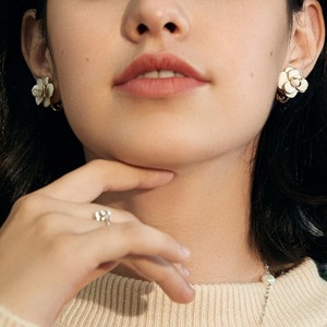 フラワーモチーフイヤーアクセサリー 6Type W10016