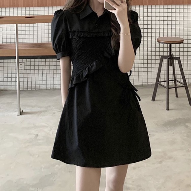 襟付き ワンピース パフ袖 ハイウエスト 個性的デザイン 韓国ファッション レディース 半袖 大人可愛い ガーリー フェミニン / Waist slimming puff sleeve black dress (DTC-639864728682)