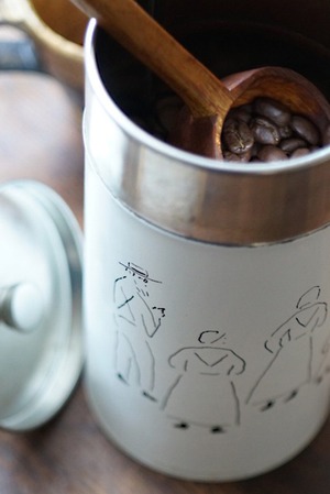Coffee Canister（Hitomi Taba）