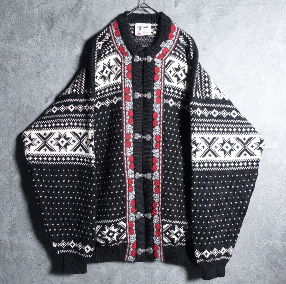 Nordic pattern Tyrolean cardigan