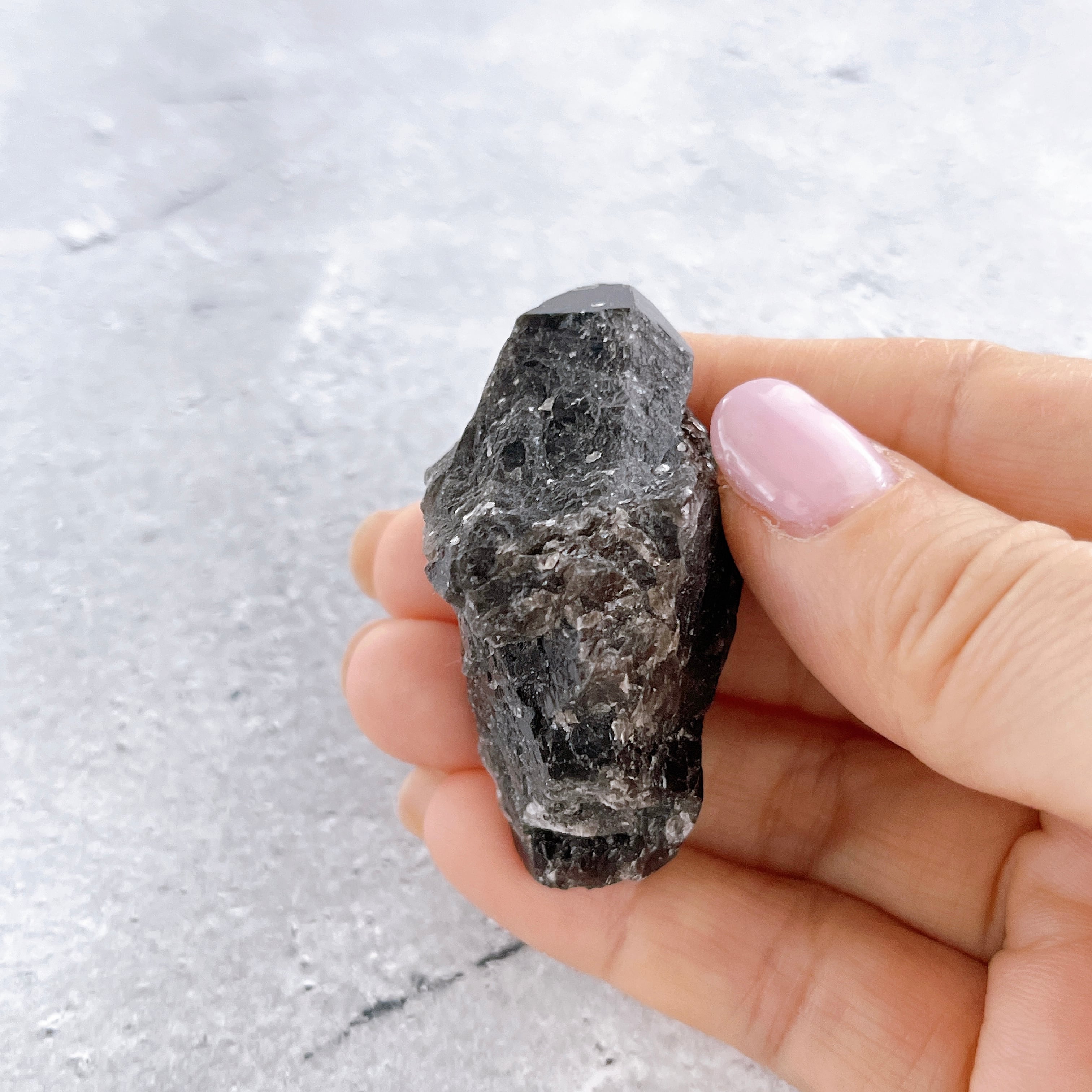 モリオン原石 黒水晶 チベット産 パワーストーン 鉱物 天然石 14g