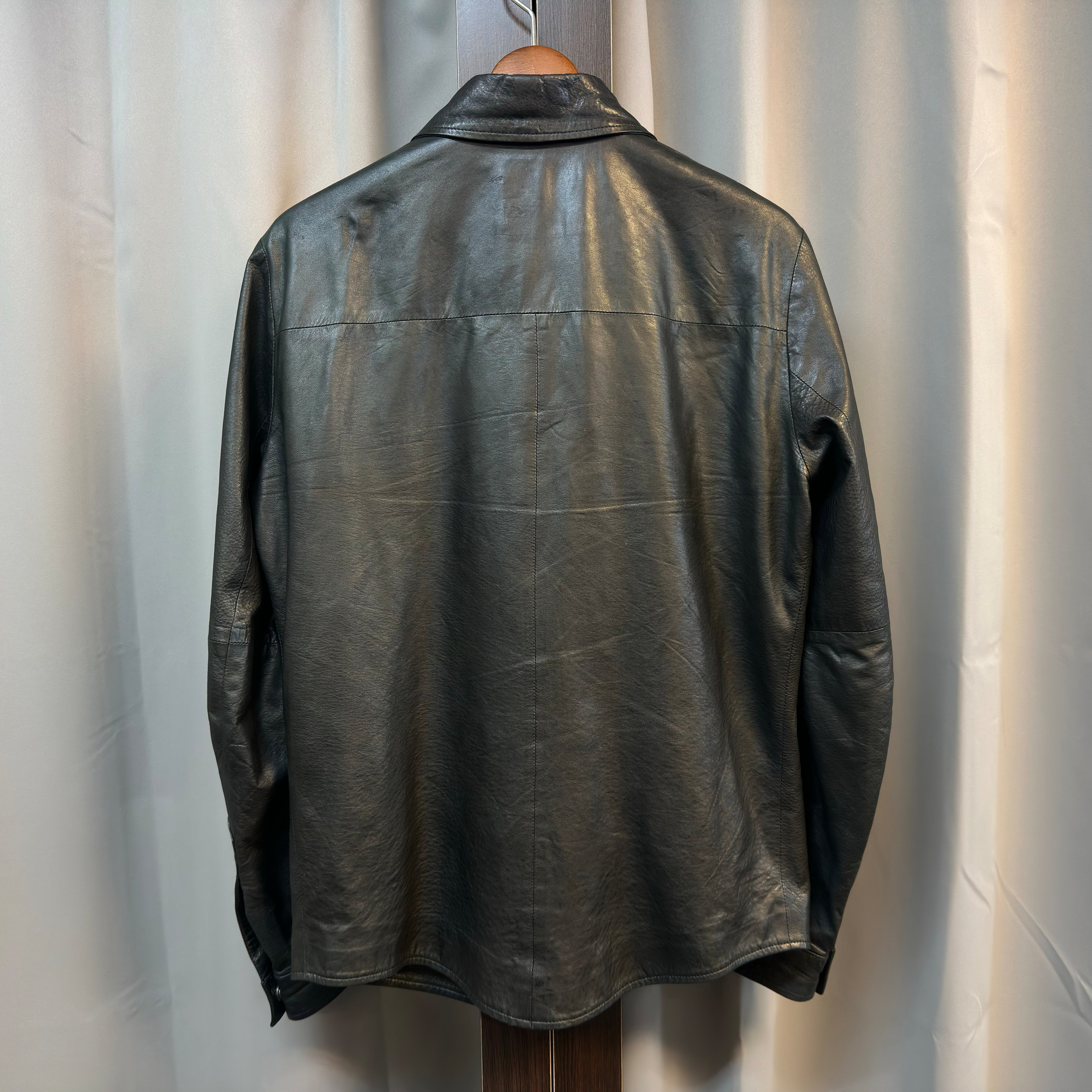 EMMETI BLACK LEATHER SHIRT《46》 | safarionline
