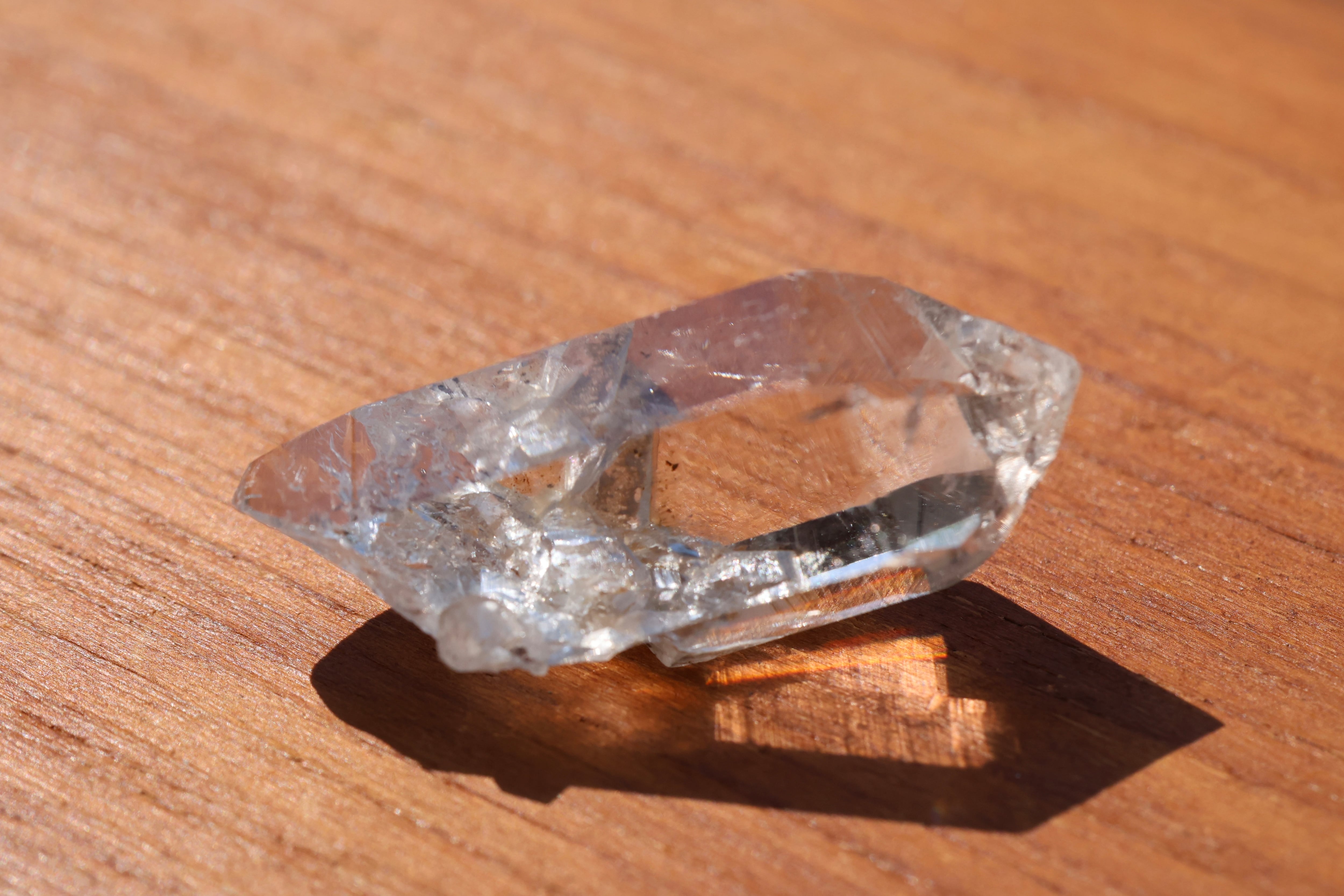 ヒマラヤ水晶 サインジ産 | 石垣島の夜光貝とヒマラヤ水晶 Laphus