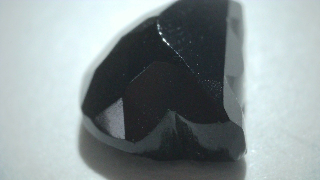 ブラックオニキス（猫カット）　1.67ct　[C13-543]