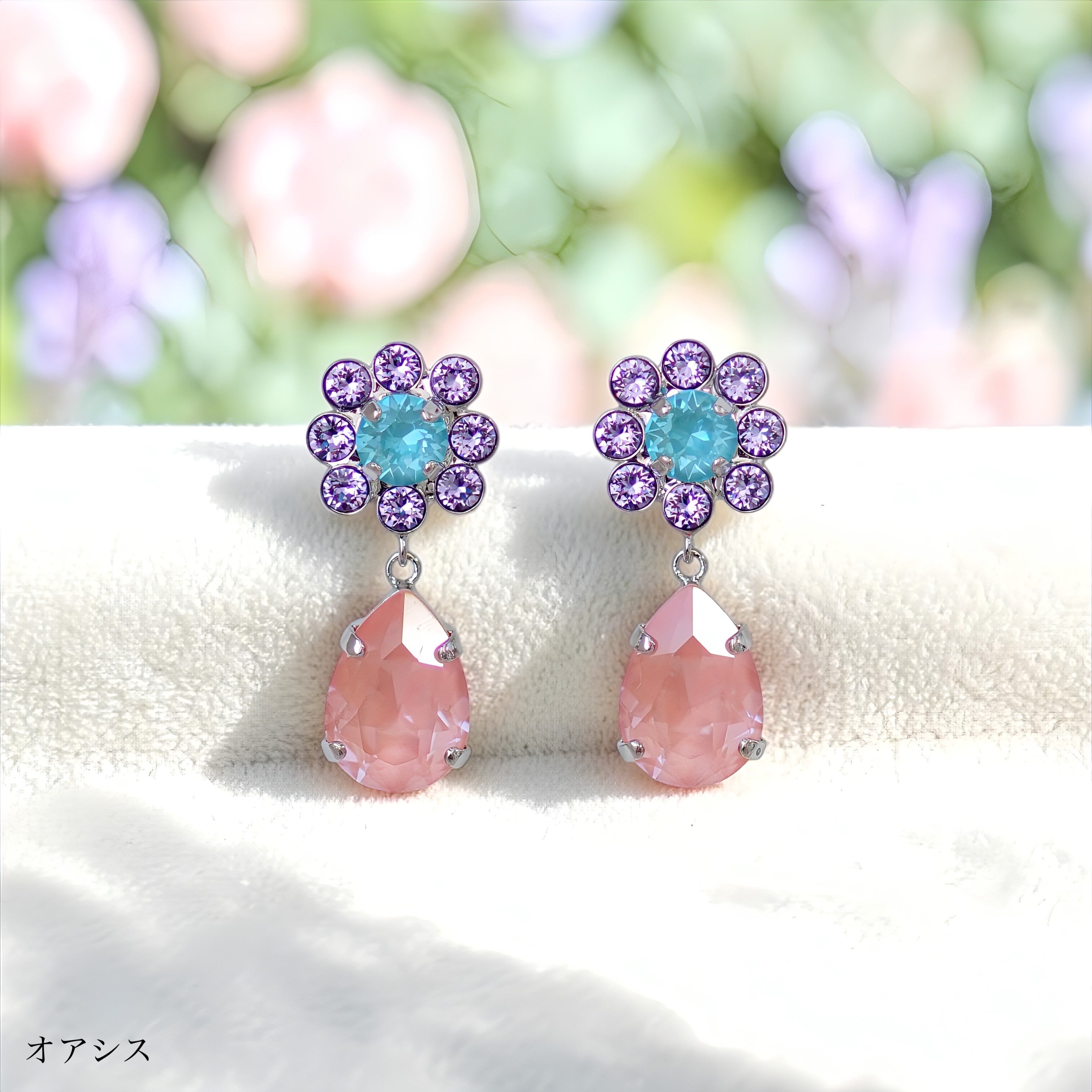 トロピカルフラワー ピアス | MAKI NUMOTO (マキ ヌモト