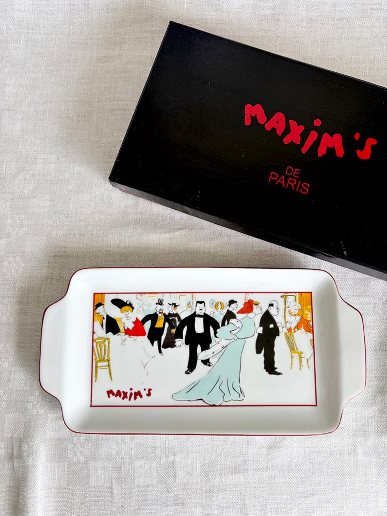 プレート　ケーキ皿　マキシム　Maxim’s de Paris パリレストラン 箱入り　レクタングル　12twen11
