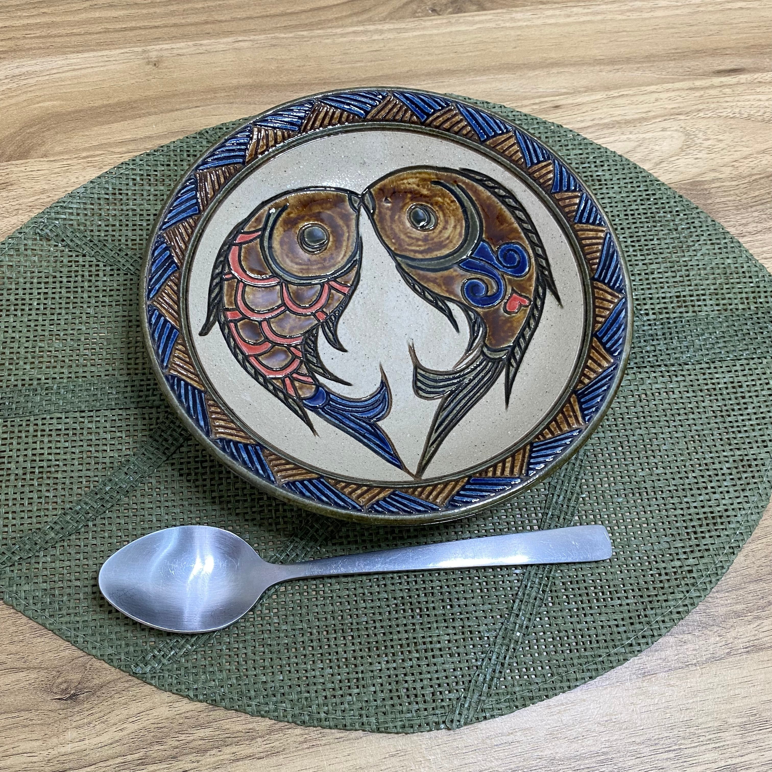 6寸皿一枚焼き 魚紋 | 陶芸工房ふじ