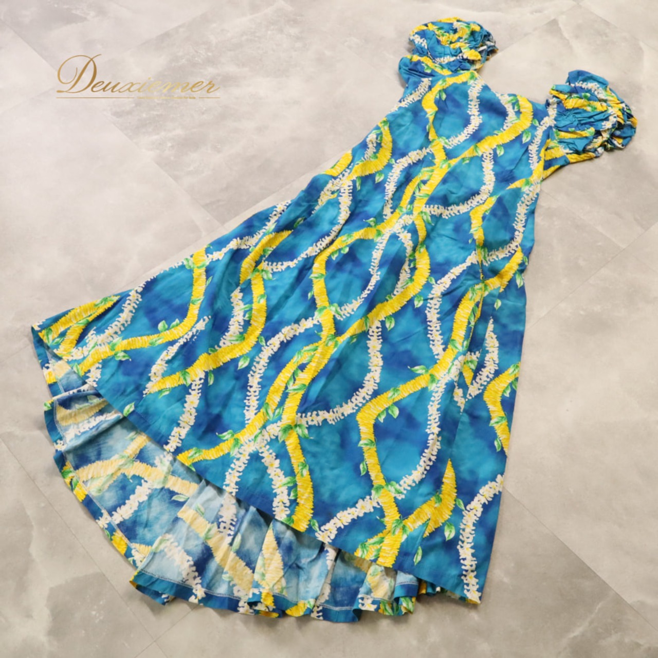 フラダンス 衣装 T&L MUUMUU FACTORY ムームーファクトリー ワンピース ドレス ブルー系 花柄 植物柄 ハワイアンプリント ハワイアン アロハ フラ ダンス レッスン 練習 ハワイアンダンス 青 水色 黄 緑 白 イエロー系 ホワイト系 グリーン系 華やか 鮮やか さわやか かわいい おしゃれ
