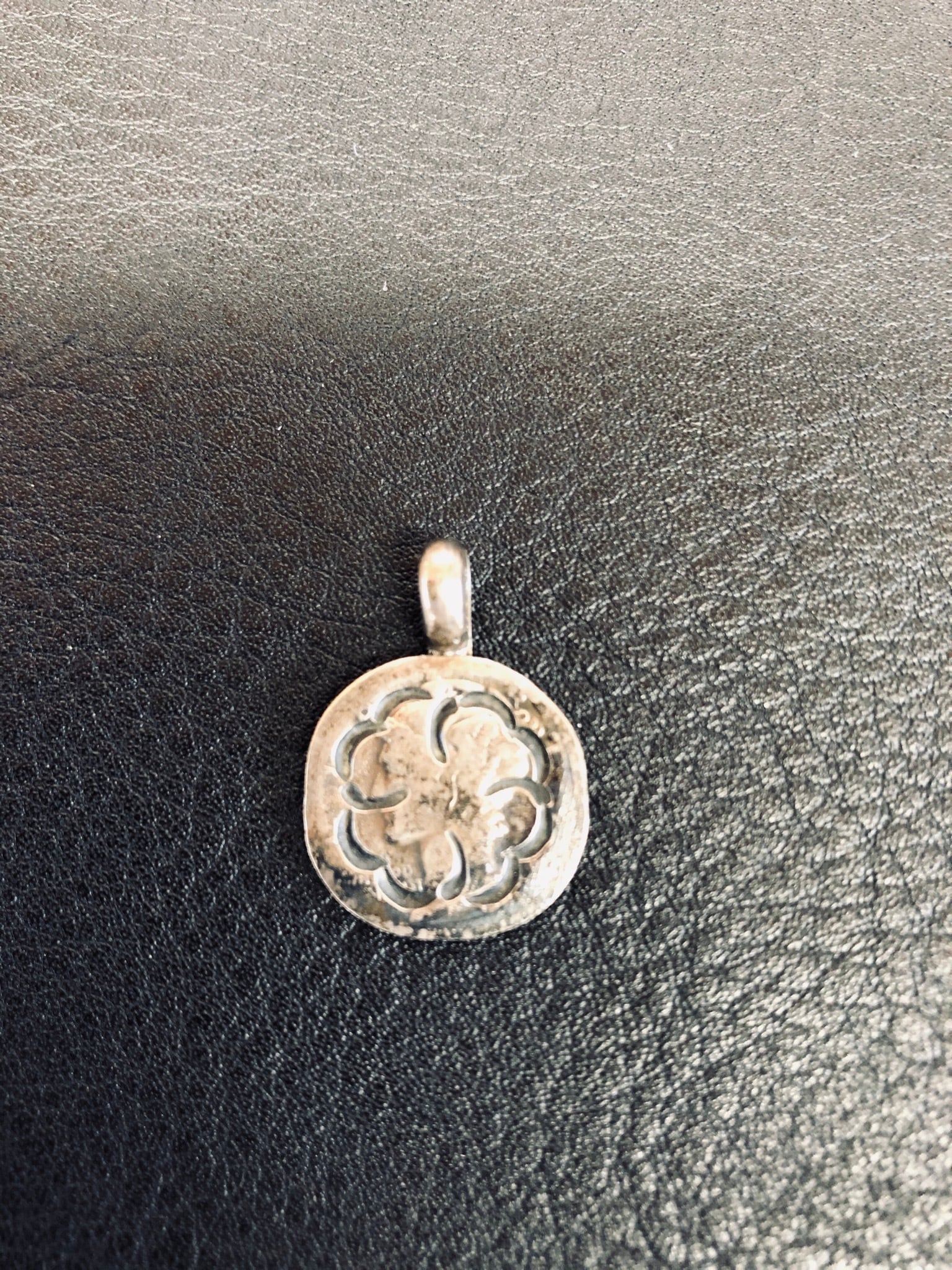 HappyクローバーアンティークSILVERコイン1 | KS atelier ケイエス