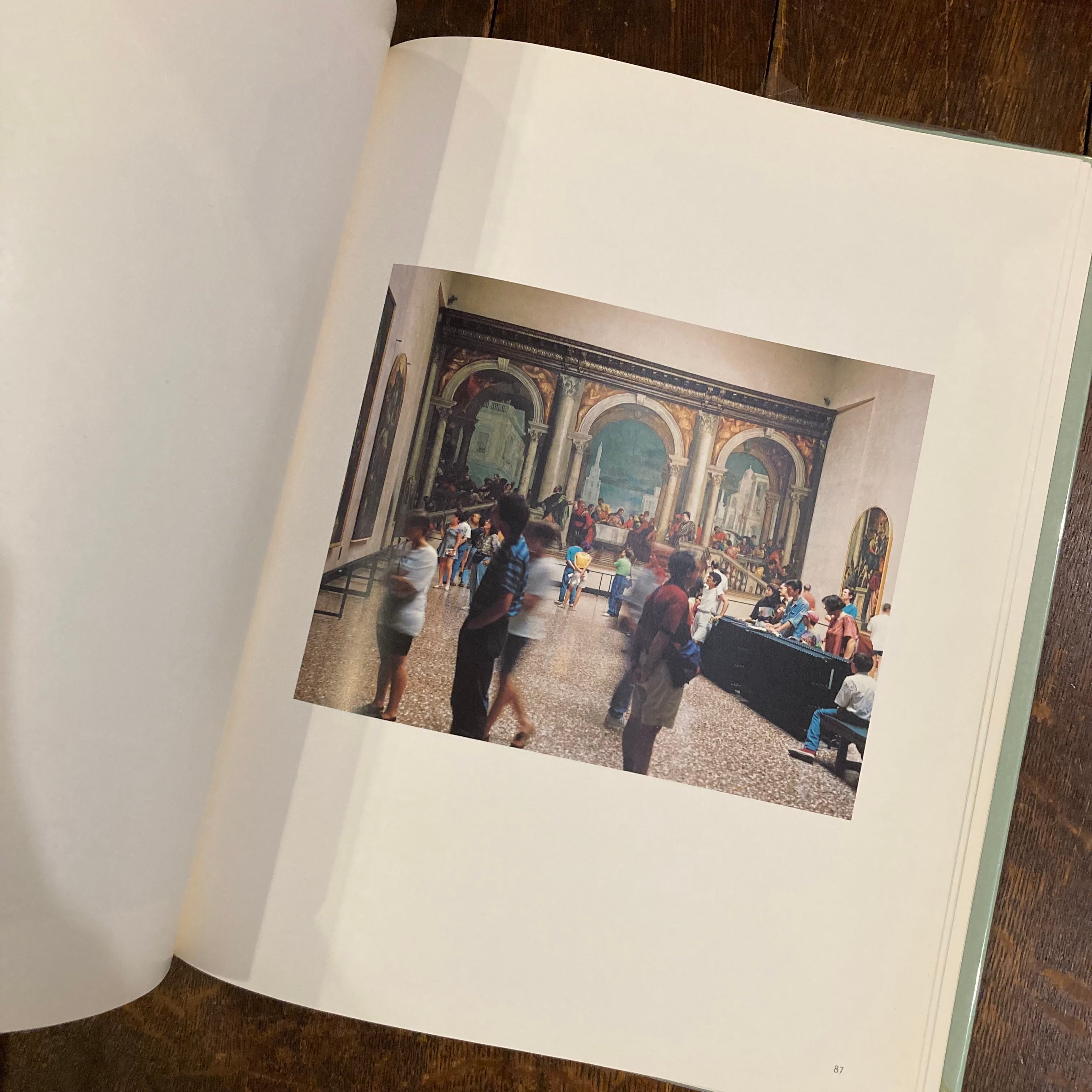 Strangers and Friends / Thomas Struth（トーマス・シュトゥルート