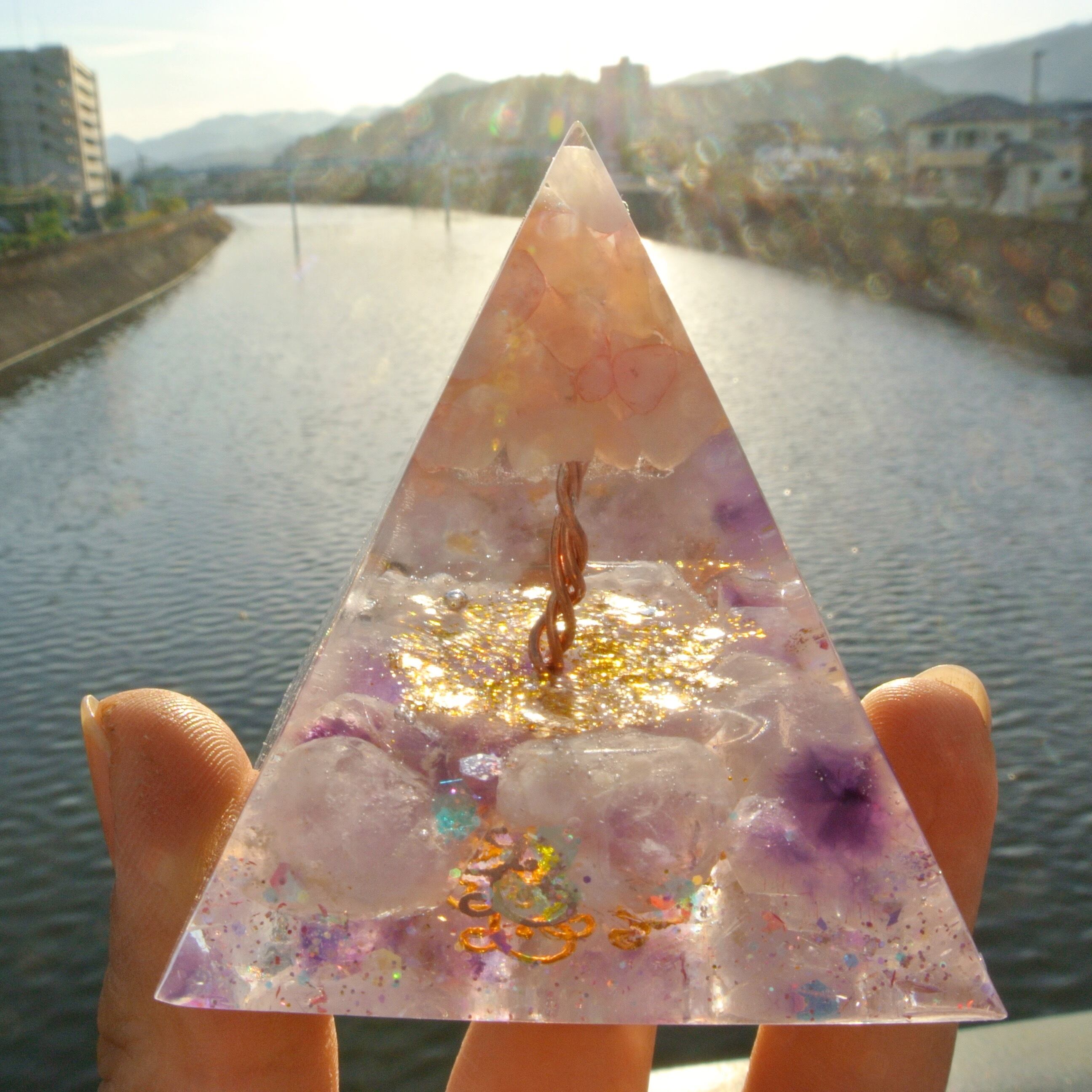 高品質＆強力 生命の樹 ピラミッド型オルゴナイト | healing garden