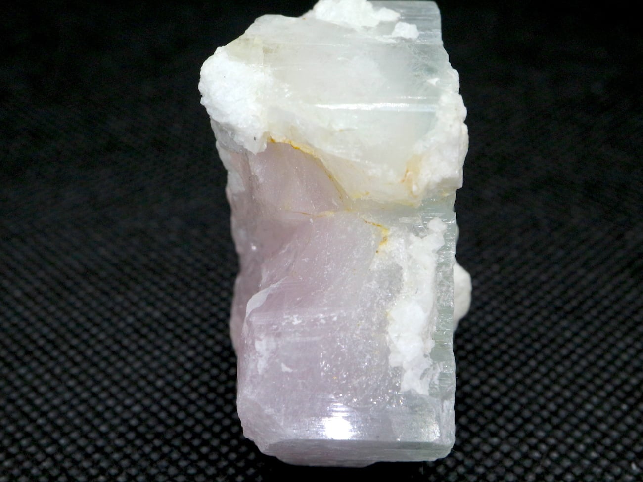 モルガナイトアクアマリン(バイカラーベリル)原石【38g】