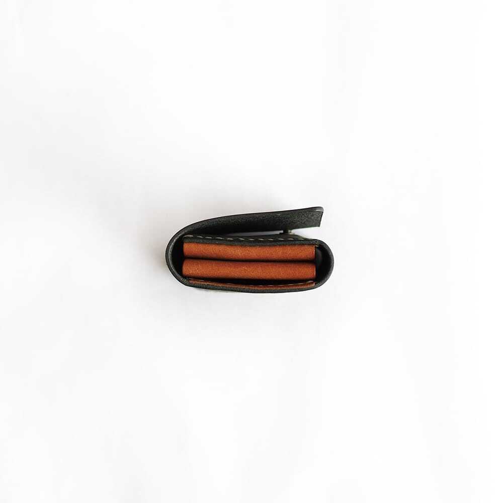 大きく開く3ポケット名刺入れ【グリーン×ブラウン】（受注生産