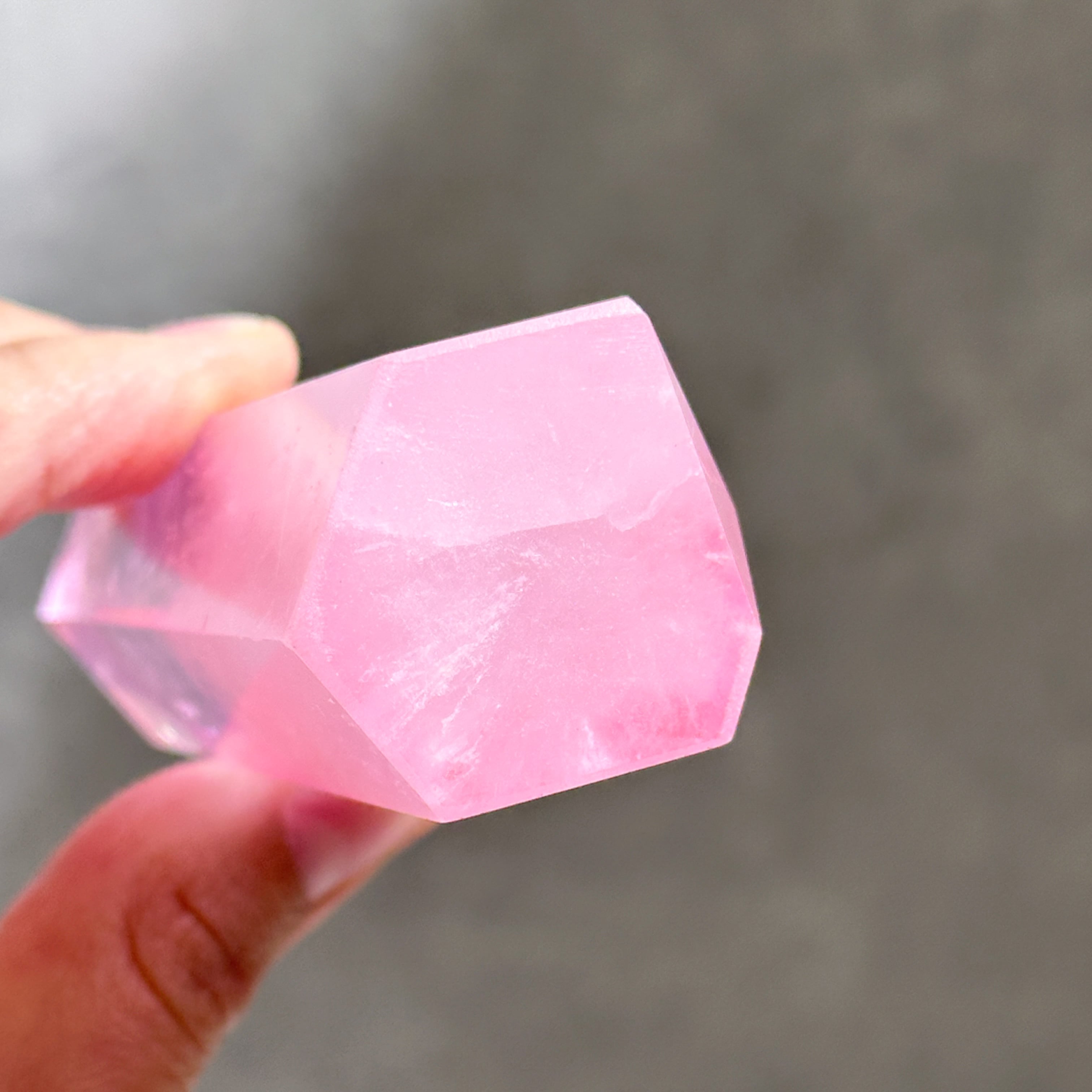 【一点物】ピンク オーラ 水晶 クォーツ ポイント 原石✩.*˚ ピンクオーラクォーツ タワー41◇ Pink Aura Quartz ◇天然石・鉱物