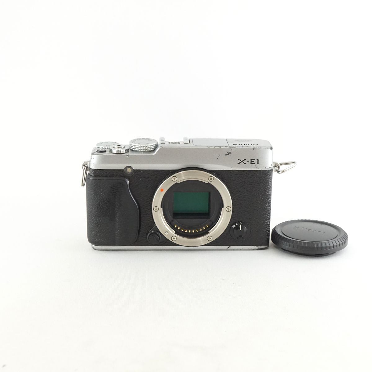 FUJIFILM X-E1 ボディ ミラーレス一眼カメラ USED品 本体+バッテリー 