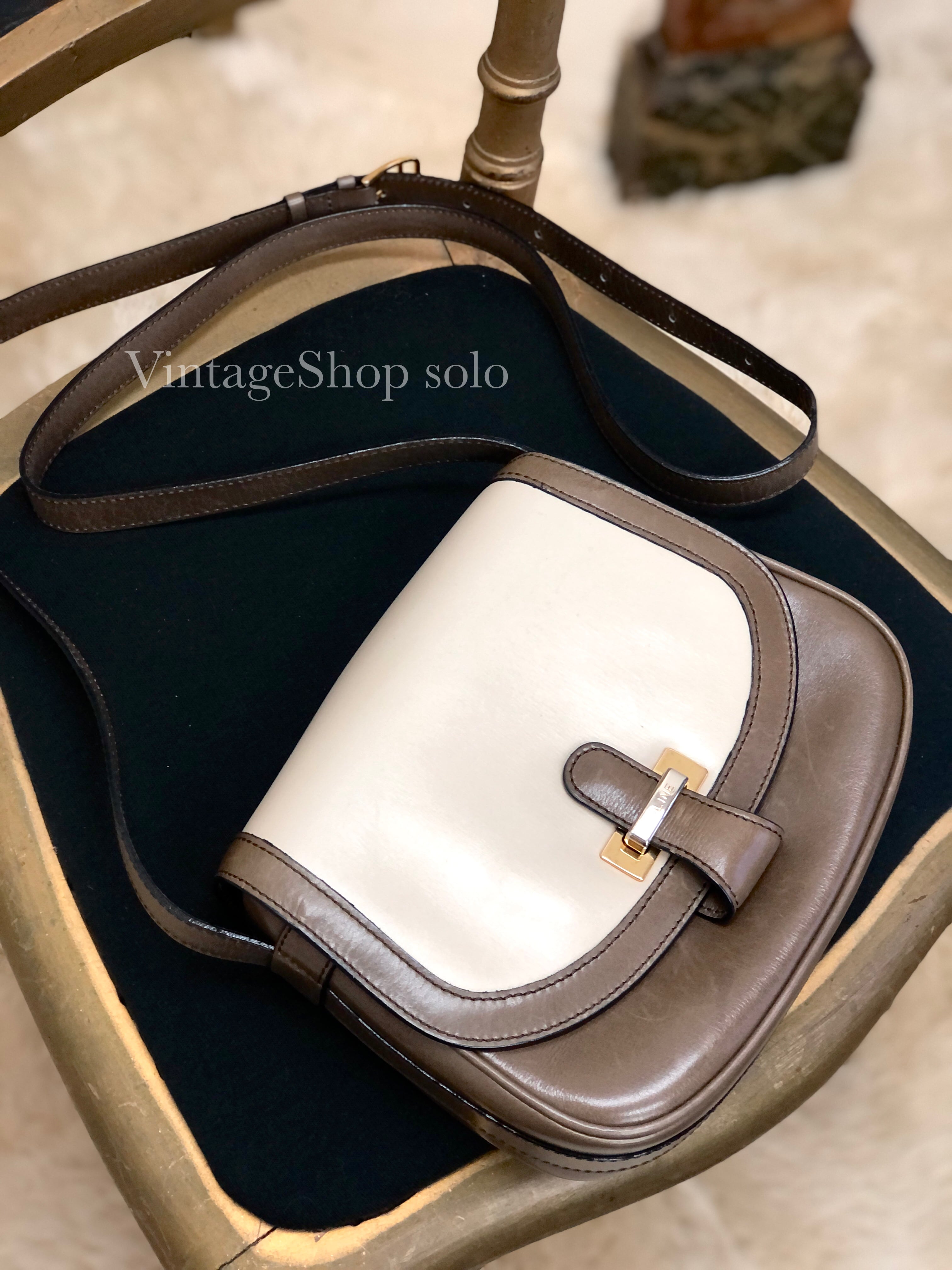 CELINE セリーヌ　フロントロック　ロゴ　レザー　バイカラー　ショルダーバッグ　ブラウン×ホワイト　vintage　ヴィンテージ　オールドセリーヌ　 d4xrie | VintageShop solo powered by BASE