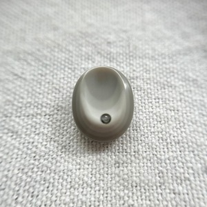 オーバル グレー 1粒シルバー 15mm
