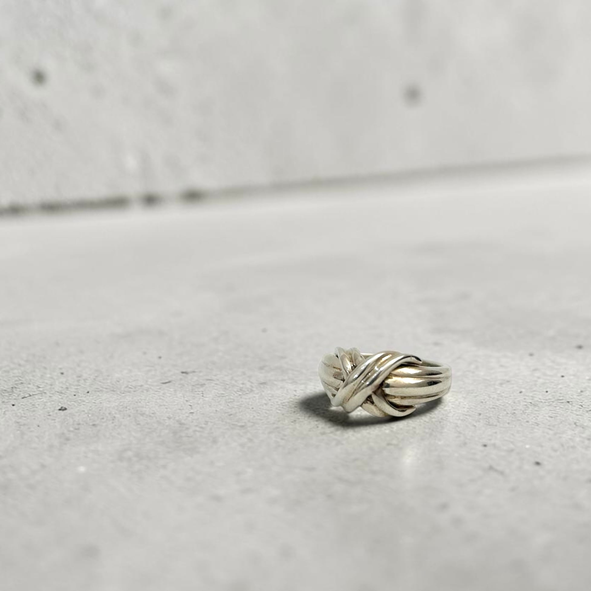 OLD Tiffany & Co. Signature Ring | Used select shop Chanvre
