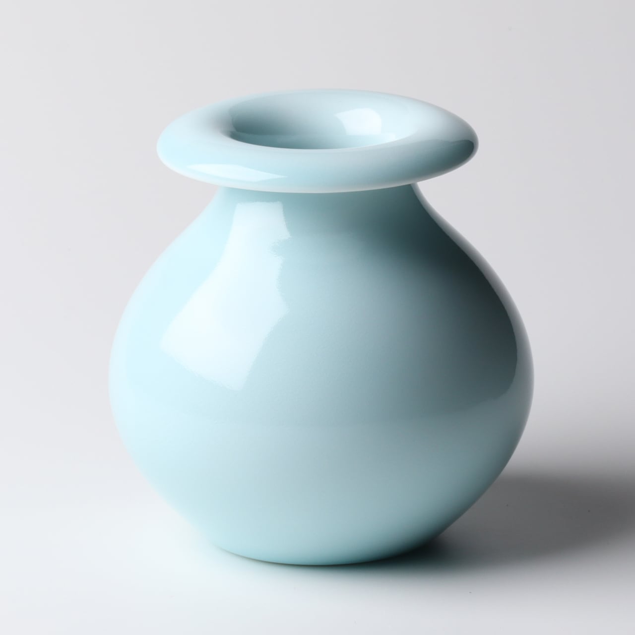 青磁 | 有田焼 白磁・青磁 佳秀窯 西山 正 公式オンラインストア