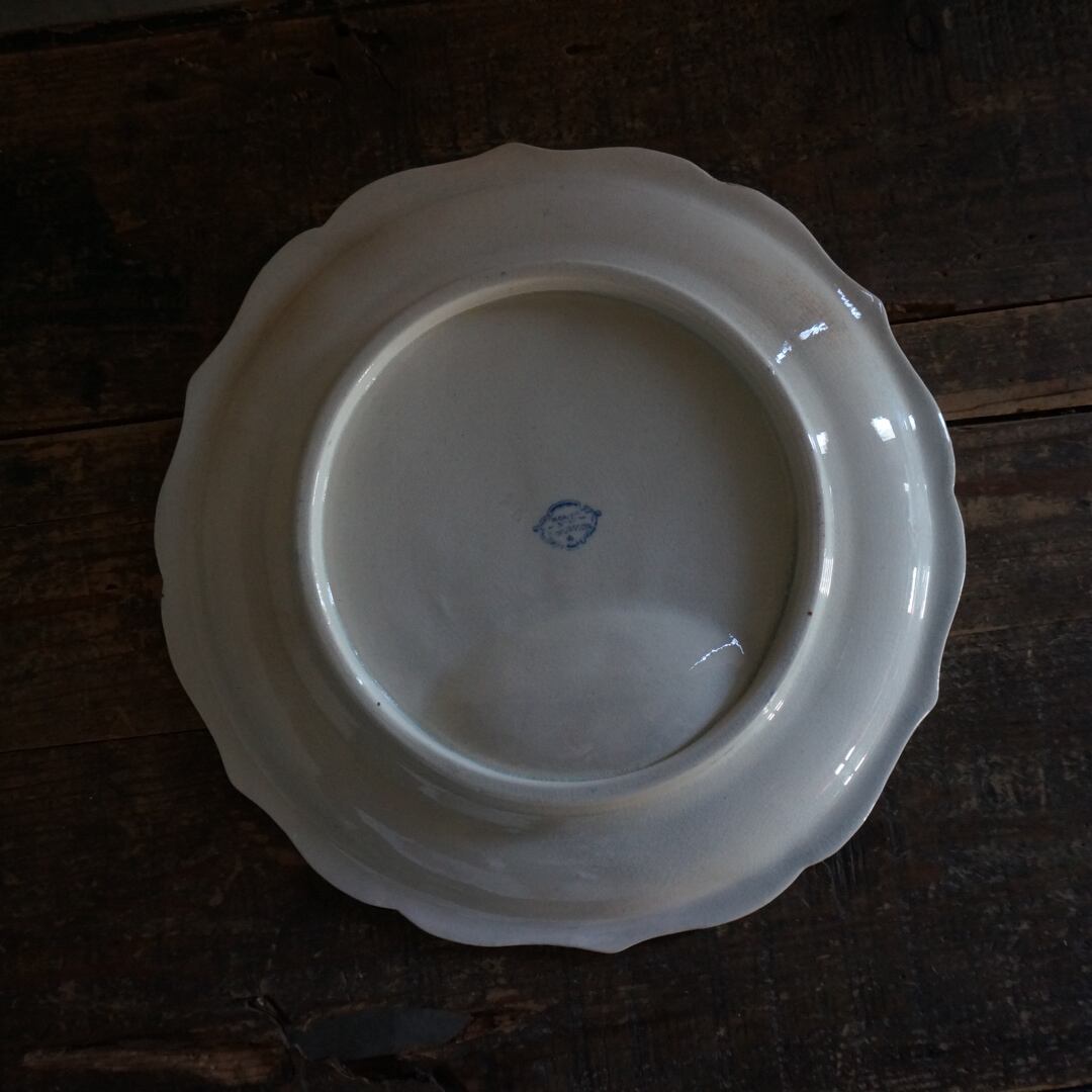 古いフランスの陶器皿