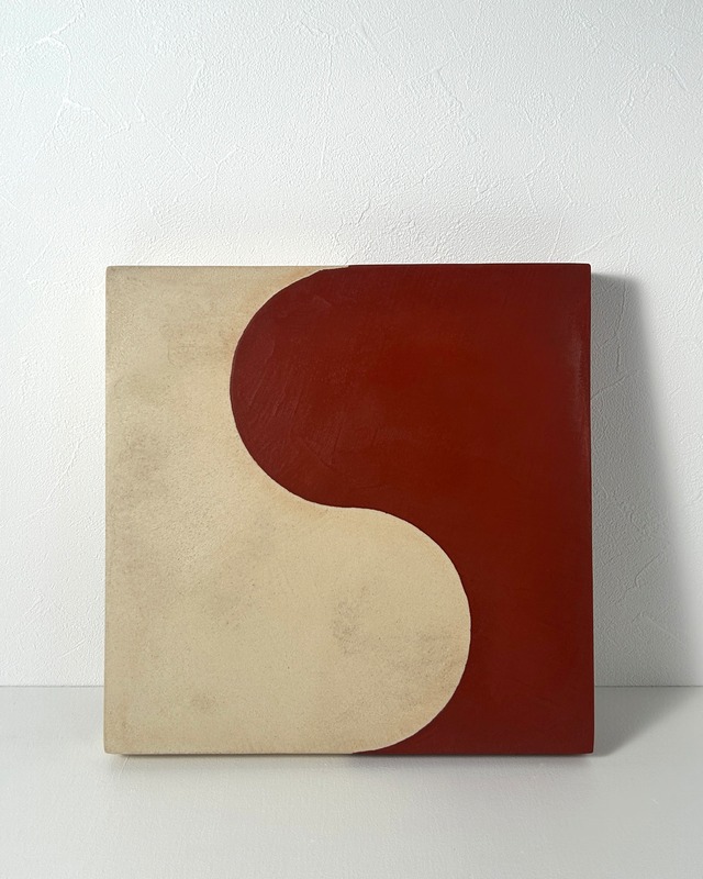 73