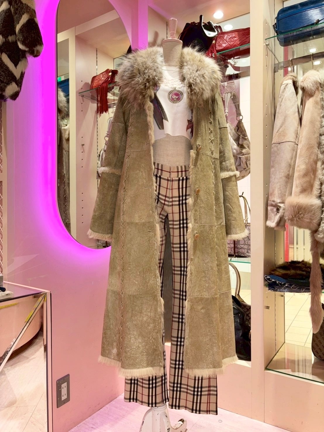 VINTAGE | TSUKI BOUTIQUE