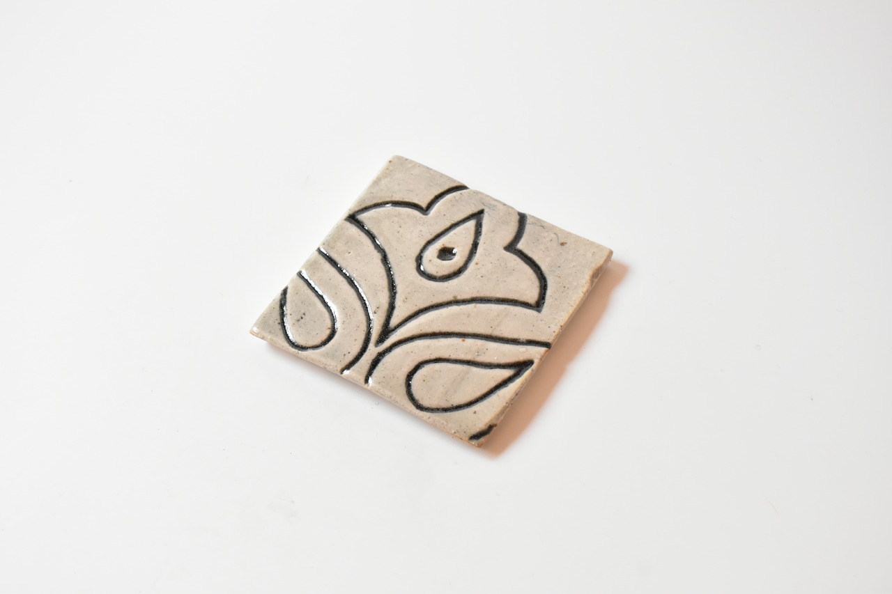 小代瑞穂窯 / 福田るい : 印花 タイル (小) ②