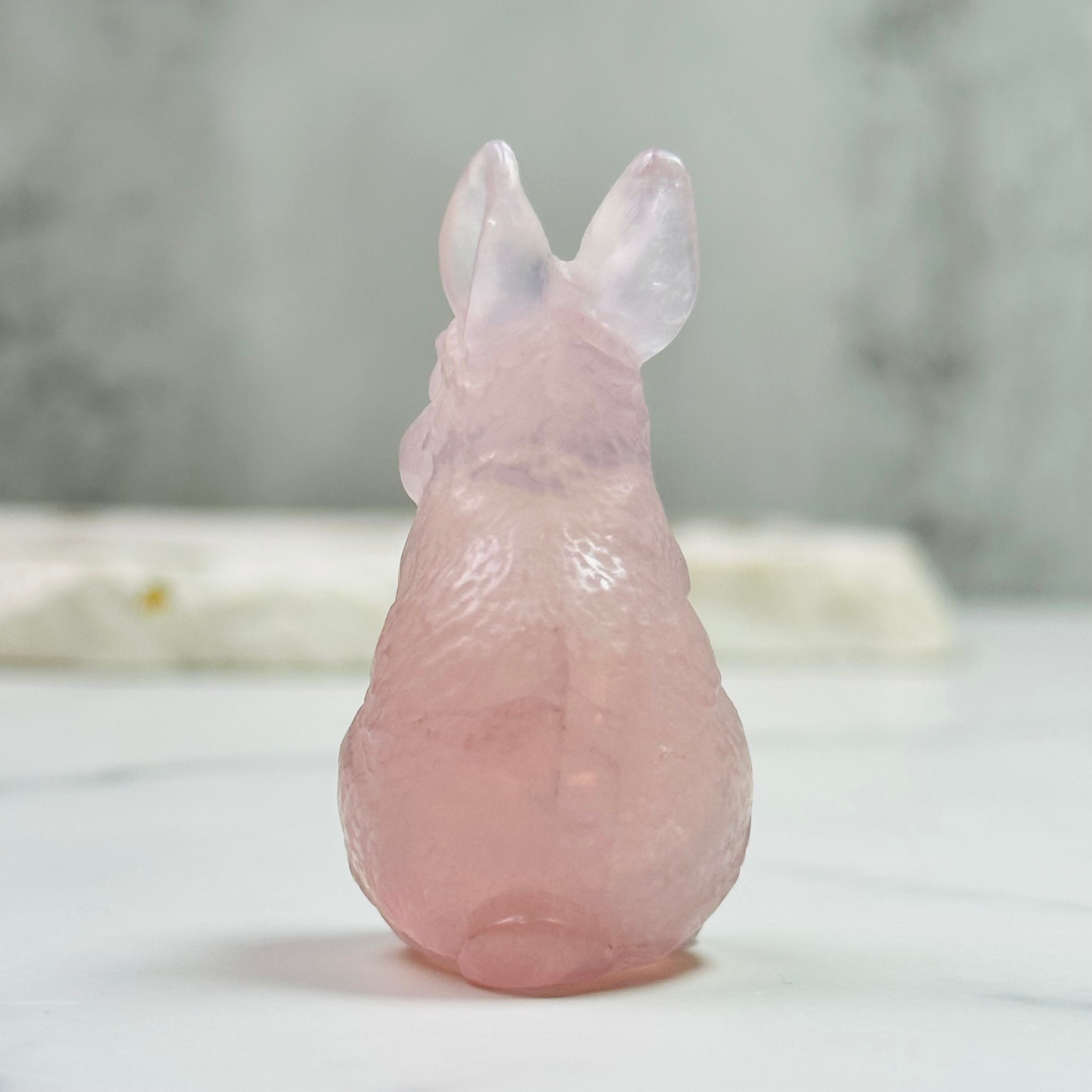 癒しの天然石インテリア｜ローズクォーツうさぎ M 5cm | Mt.Sophia