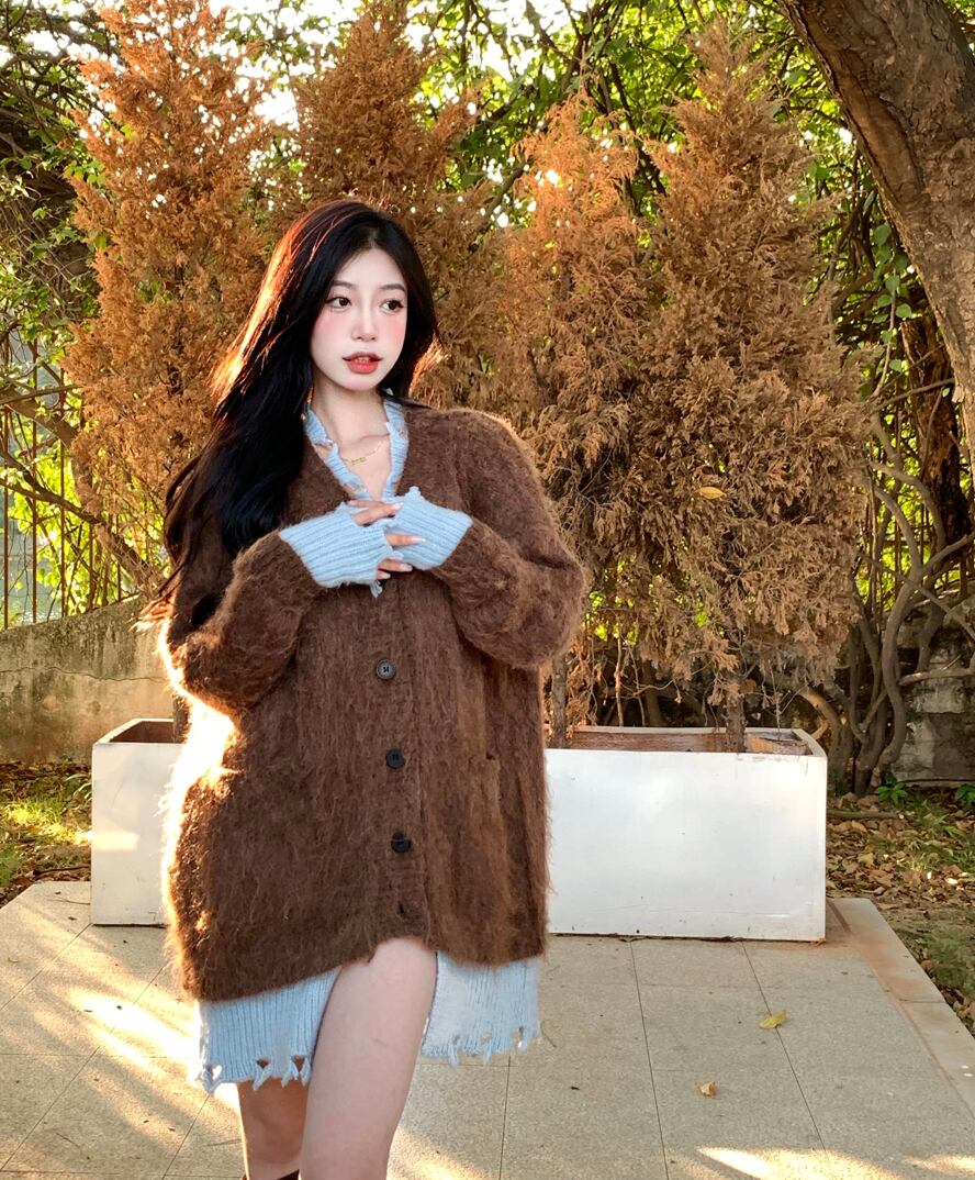 ニットセーター カーディガンジャケット オータムウィンター 秋物 冬物 ブラックストロベリース30386125523