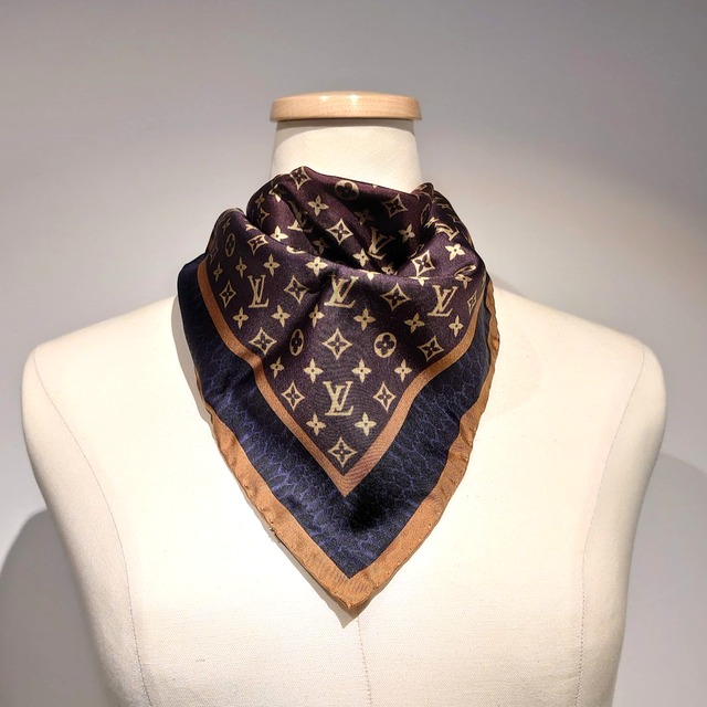 LouisVuitton LV ルイヴィトン シルク スカーフ 100%